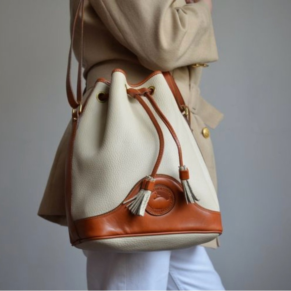 Vintage Dooney & Bourke Cream and Tan Leather Bucket Bag